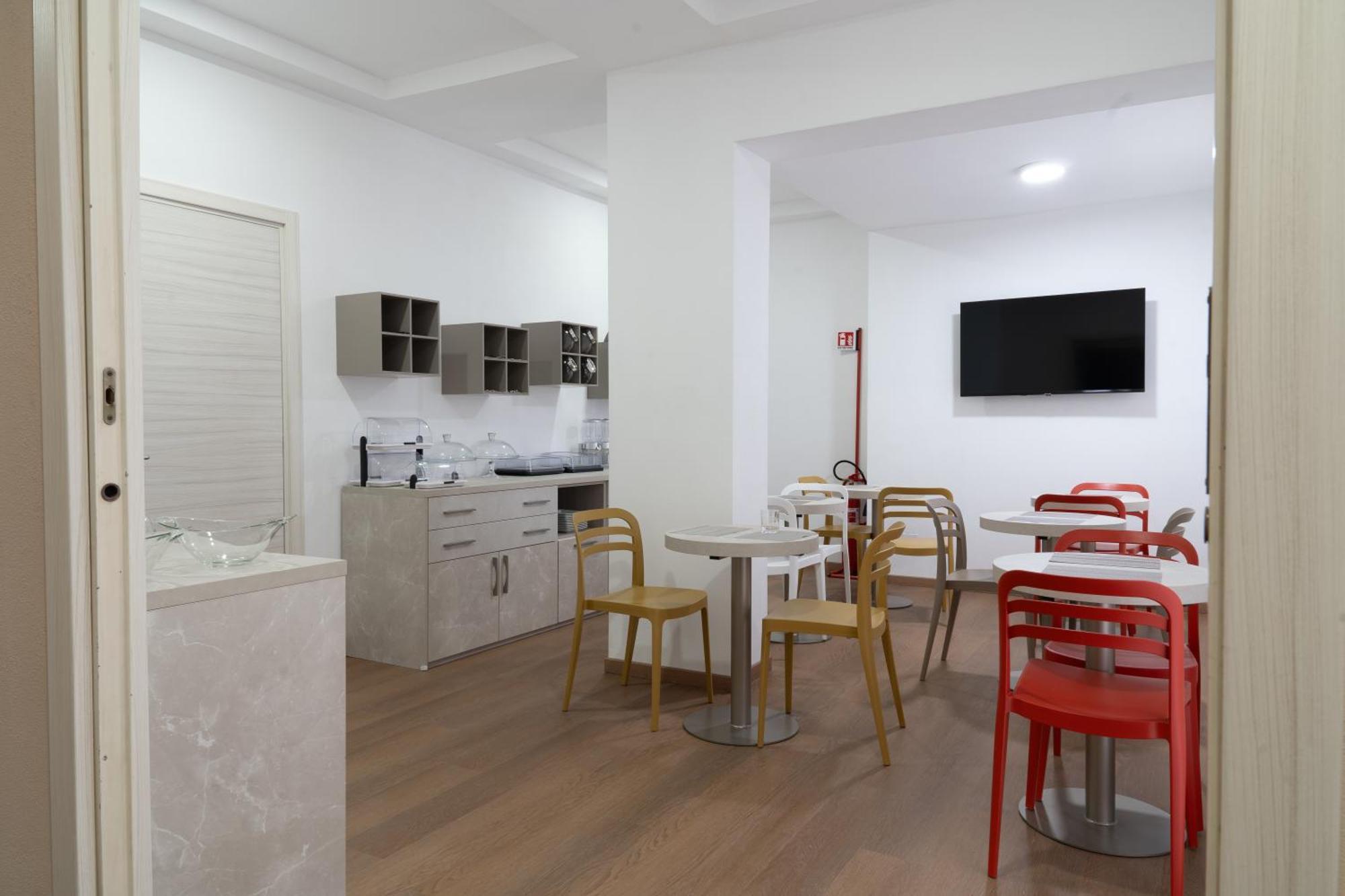 The Sun Hotel Boutique Napoli ภายนอก รูปภาพ
