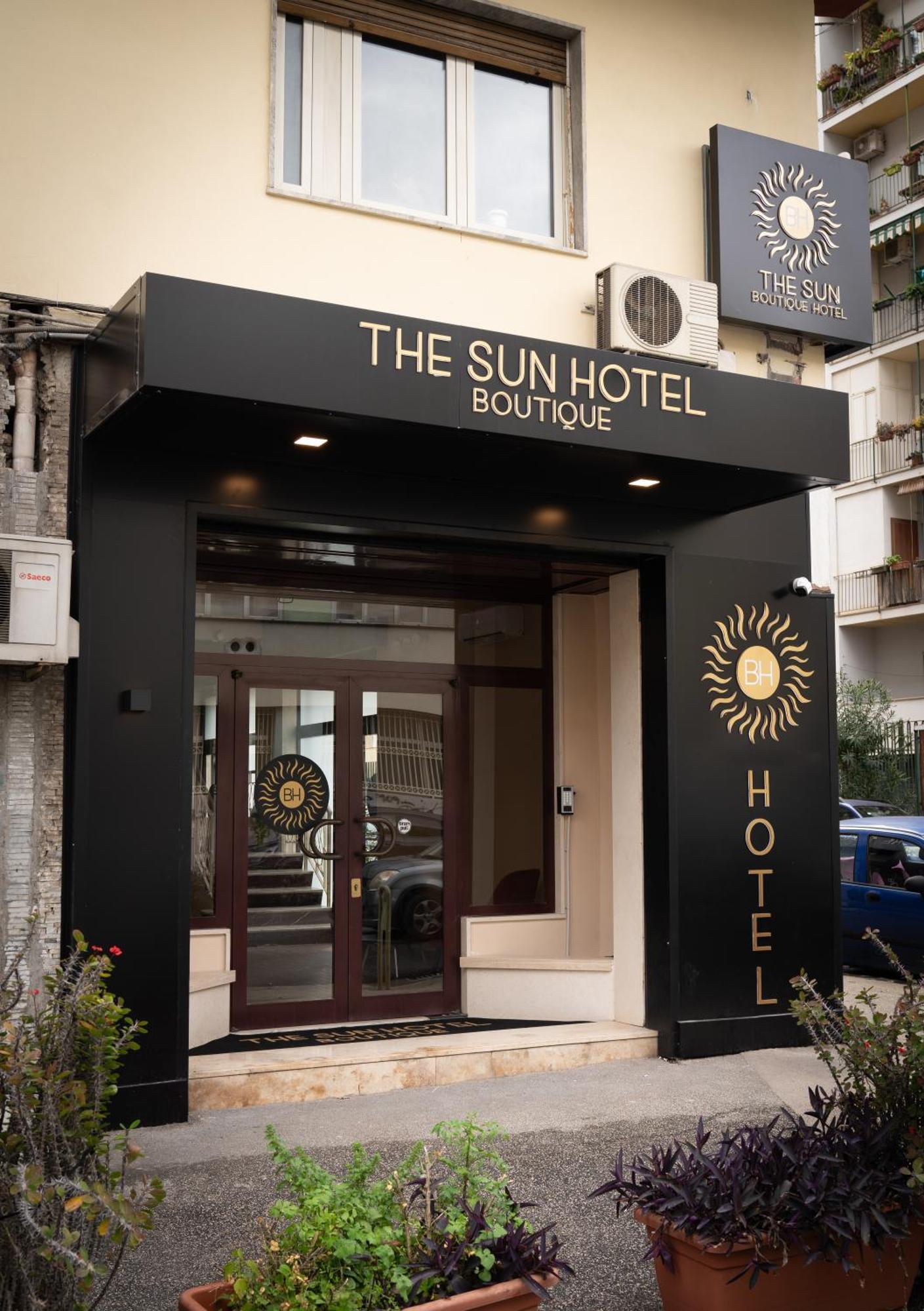 The Sun Hotel Boutique Napoli ภายนอก รูปภาพ