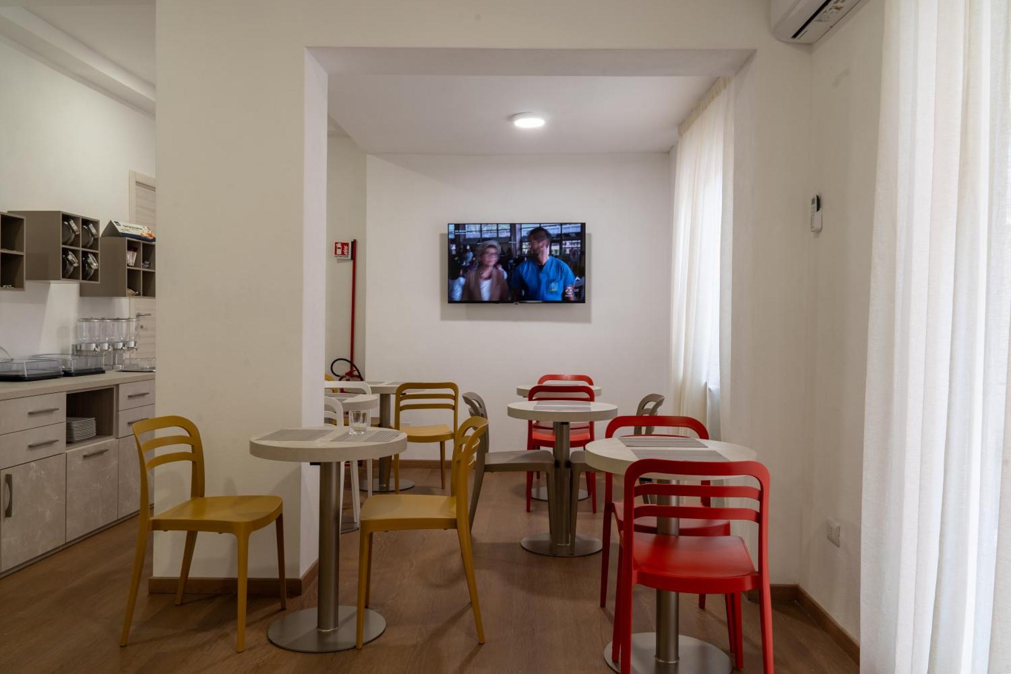 The Sun Hotel Boutique Napoli ภายนอก รูปภาพ