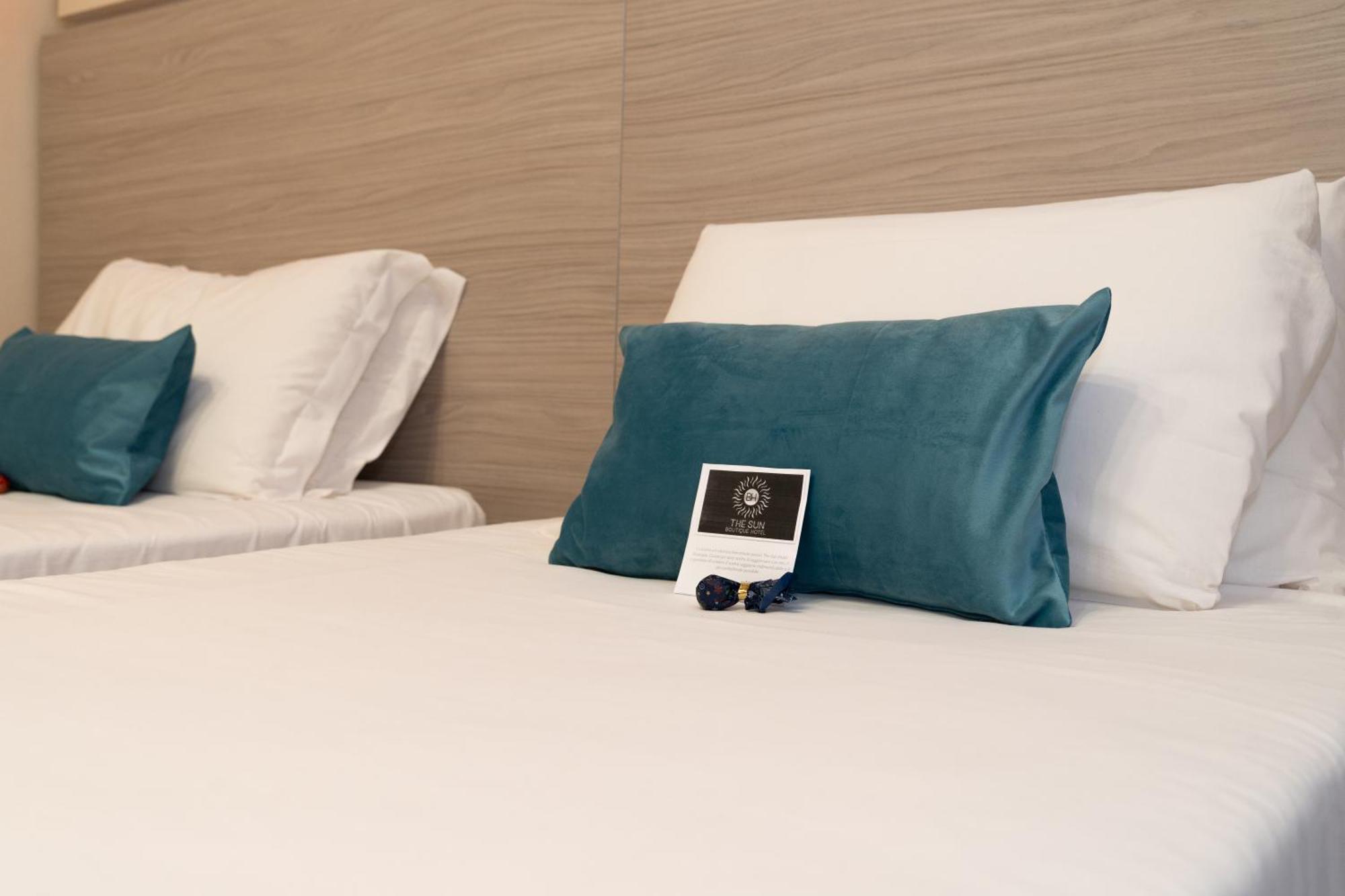 The Sun Hotel Boutique Napoli ภายนอก รูปภาพ