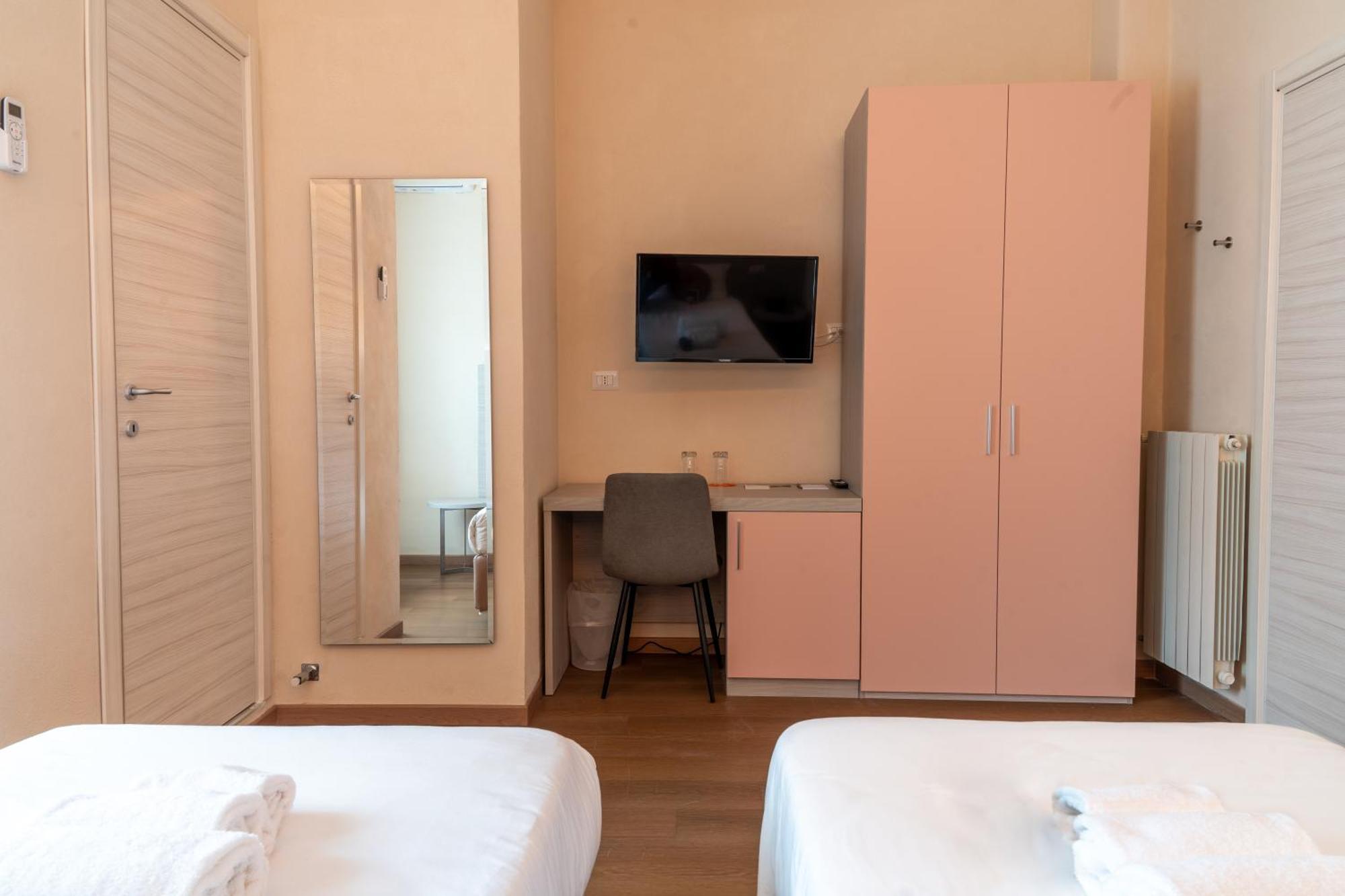 The Sun Hotel Boutique Napoli ภายนอก รูปภาพ