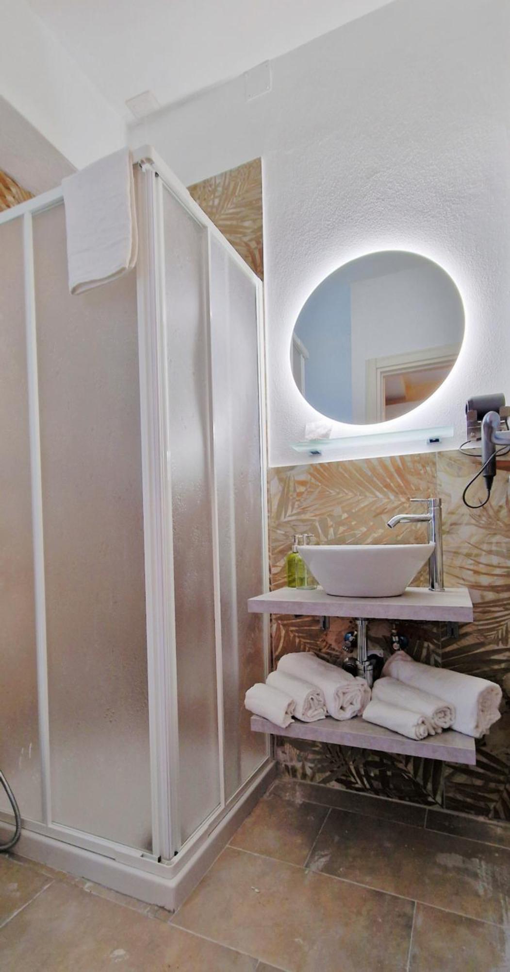 The Sun Hotel Boutique Napoli ภายนอก รูปภาพ