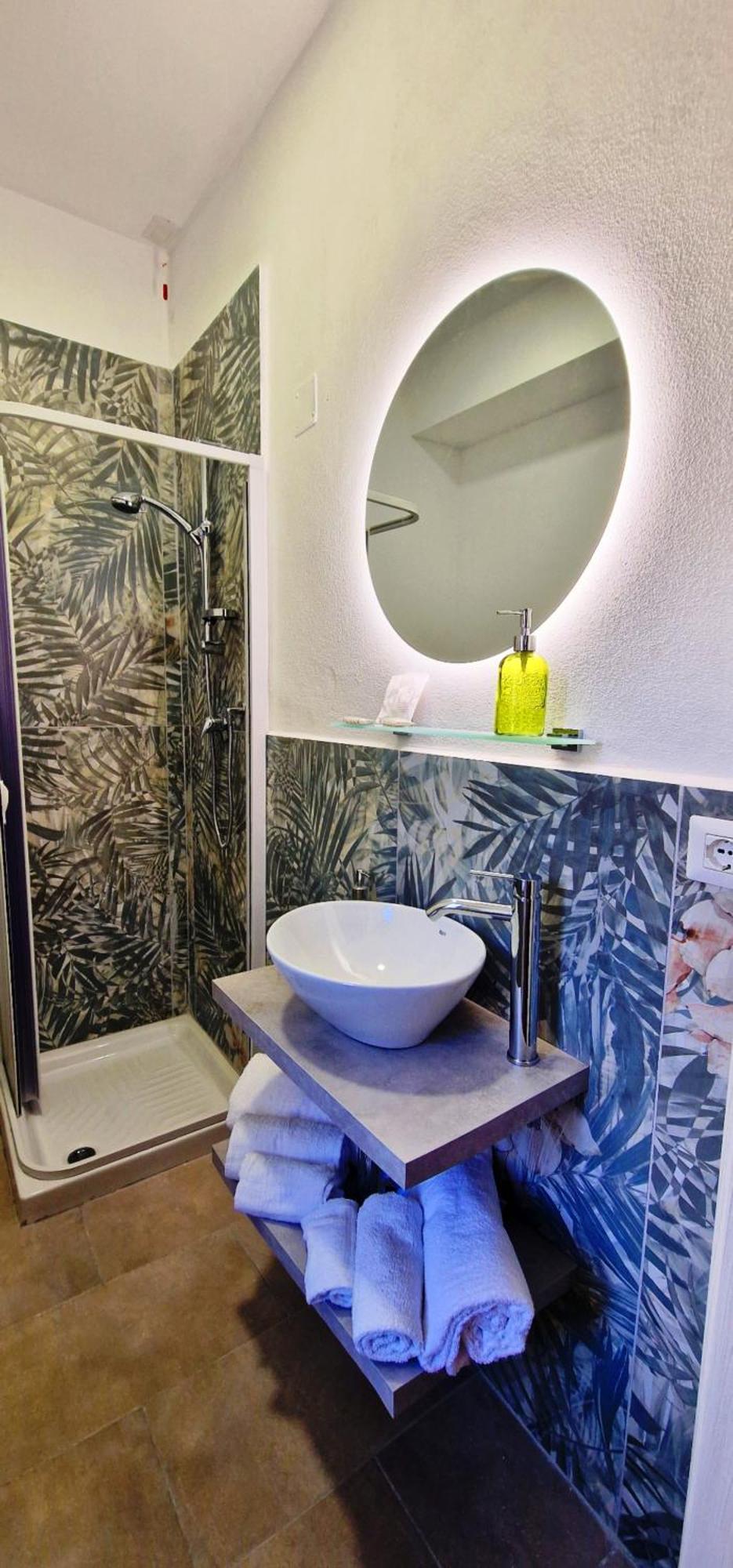 The Sun Hotel Boutique Napoli ภายนอก รูปภาพ